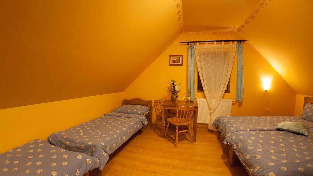 Penzion Zatisi Mikulov Rom bilde