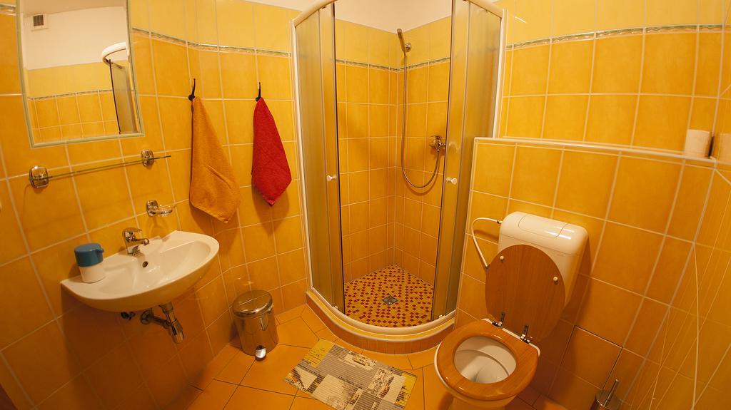 Penzion Zatisi Mikulov Rom bilde